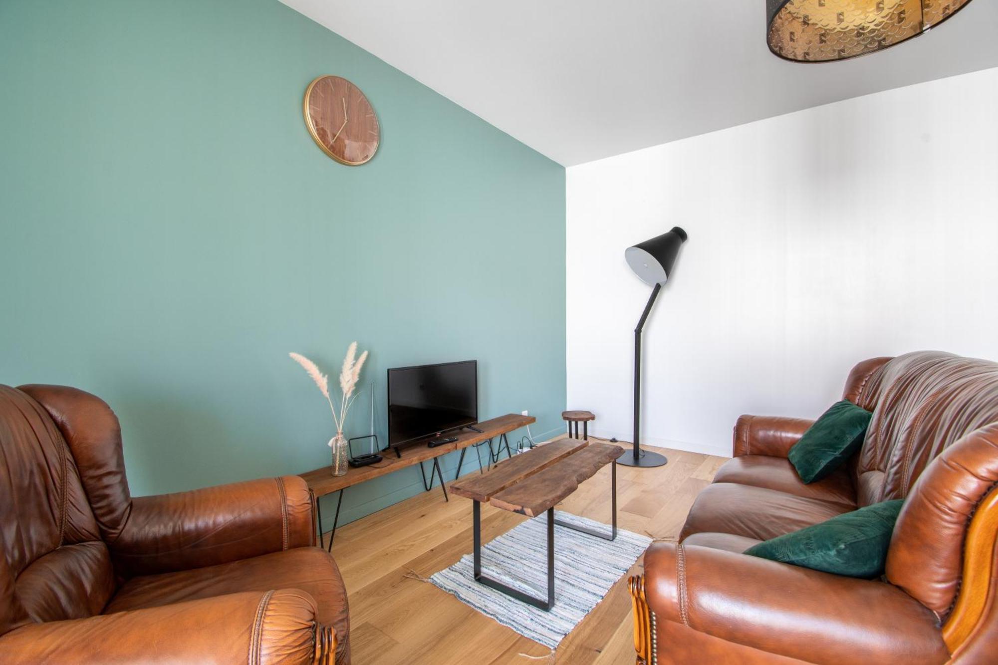 Cosy T2 De 50 M² Centre-Ville Avec Garage & Balcon Nantes Luaran gambar